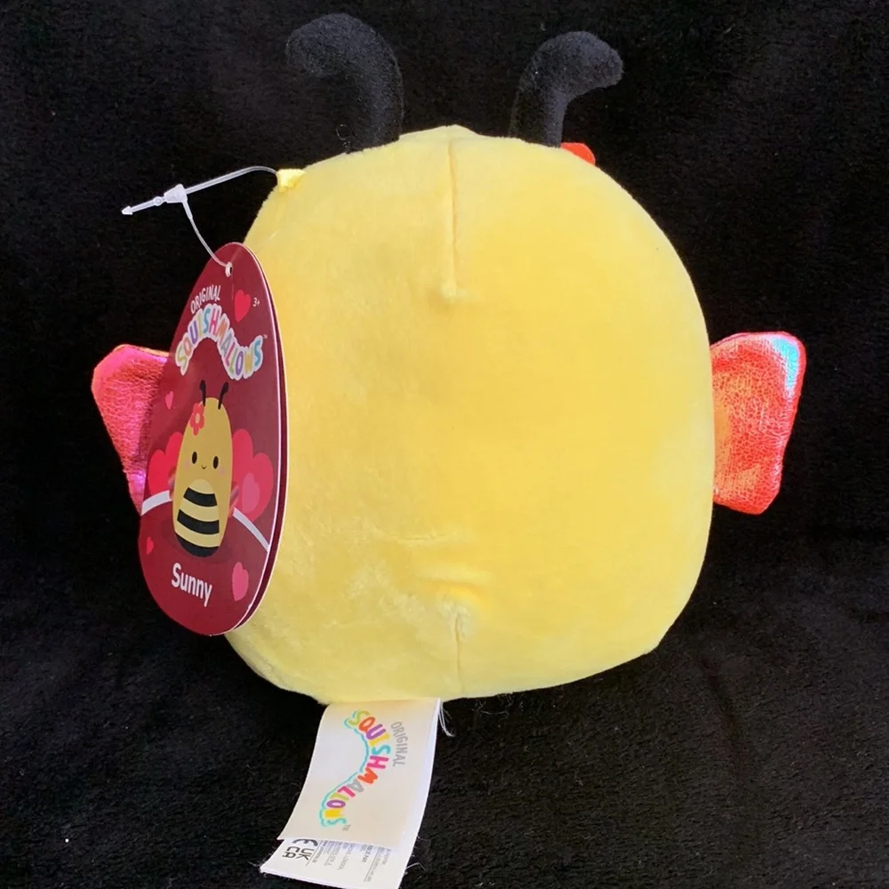 Squishmallows Sunny the Bee NWT 6” with Flower NWT - Picture 3 of 10